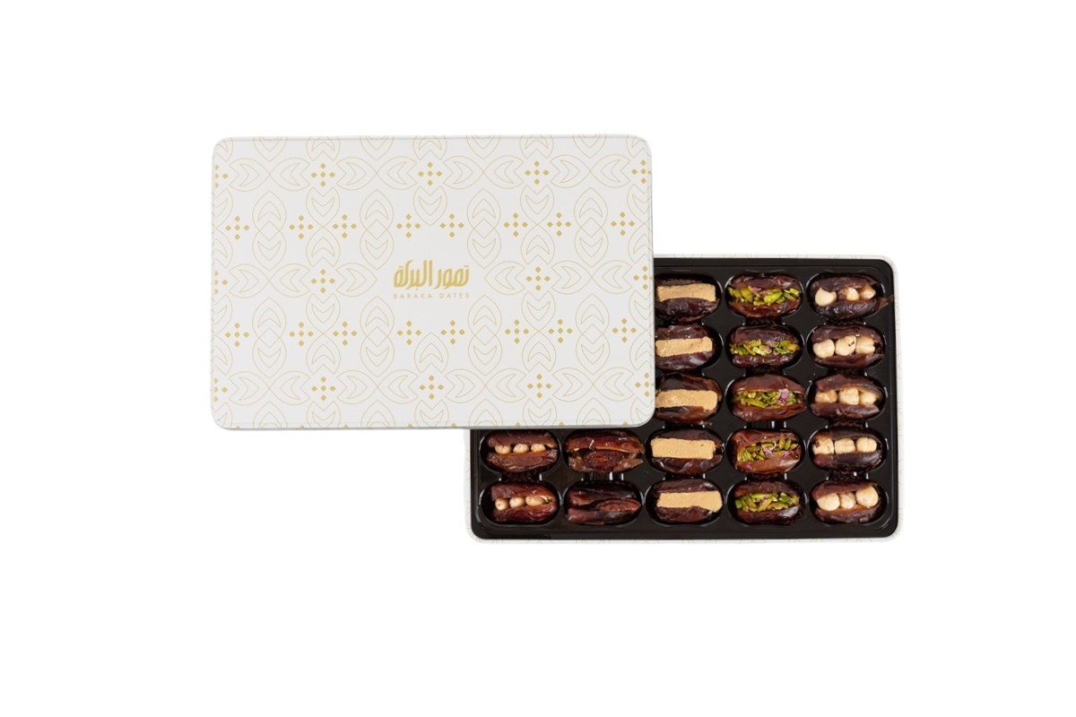 Stuffed-Dates-Tin-Pack-1-1.jpg Stuffed Dates - Image 1